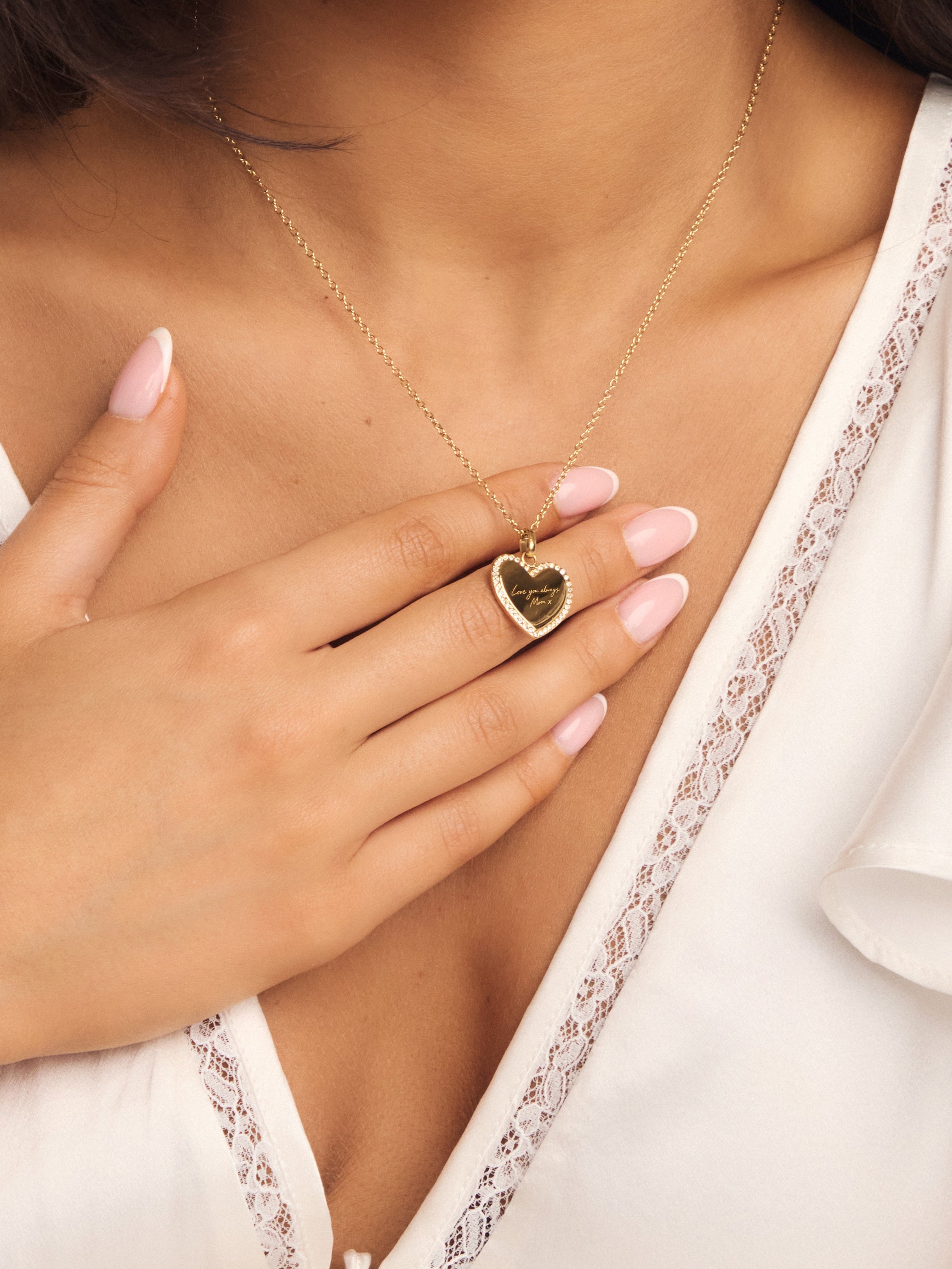 Pavé Heart Handwriting Necklace