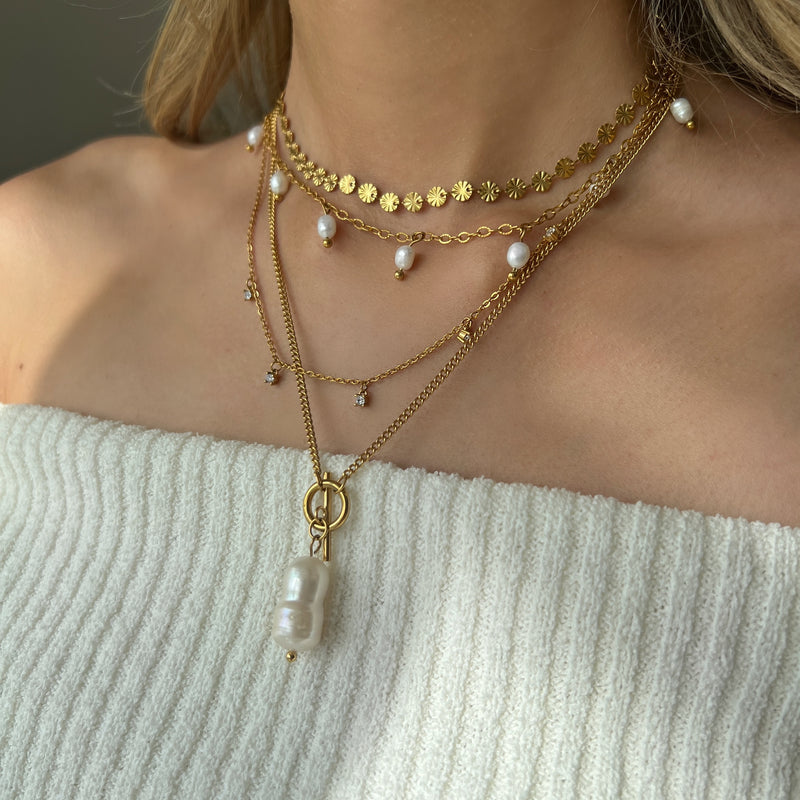 Vivi Necklace