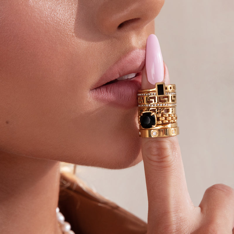 Femi Ring‎
