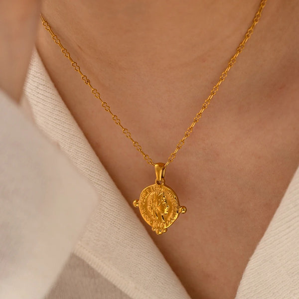 Helena Necklace